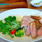 あおいファーム Guest House - 自家製ハムがたっぷり肉三昧定食