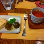 Ume cafe WAON - 常陸の梅グラッセとコンフィチュールで食べるスコーン＆梅ジュースhot