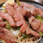 廣島teppan sake wine 90 - 牛タン鉄板焼き