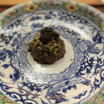 美会 - 和牛ナムトック　キャビア乗ってるし...