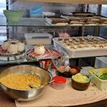 うどんや - おにぎり、薬味コーナ