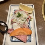 焼肉 鶯谷園 - 221130水　東京　焼肉 鶯谷園　厚切り特上タン2,200円
