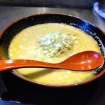 高崎はた山 - 【2022.12.1(木)】担担麺(並盛・140g)＋クレームブリュレセット1,200円の担担麺