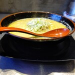 高崎はた山 - 【2022.12.1(木)】担担麺(並盛・140g)＋クレームブリュレセット1,200円の担担麺