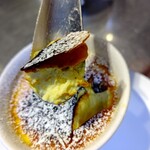 高崎はた山 - 【2022.12.1(木)】担担麺(並盛・140g)＋クレームブリュレセット1,200円のクレームブリュレ