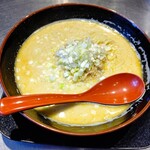 高崎はた山 - 【2022.12.1(木)】担担麺(並盛・140g)＋クレームブリュレセット1,200円の担担麺