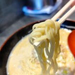 高崎はた山 - 【2022.12.1(木)】担担麵の麺