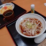 喫茶 きらり - 料理写真:チャーハン 600円(税込)、かけうどん 400円(税込)。