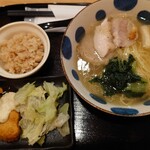 地鶏料理　椛 - 