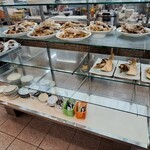 活魚料理 びんび家 - 塩焼き、煮付け、カツオのタタキ