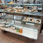 活魚料理 びんび家 - 塩焼き、煮付け、カツオのタタキ