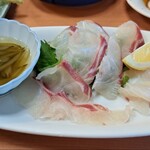 活魚料理 びんび家 - 鯛刺身定食の鯛刺身