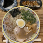 久留米とんこつラーメン 松山分校 - 