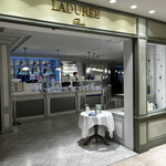 Laduree Salon de the - 