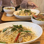 cafe&kitchen ひまわり - 無塩せき粗挽きウインナーと彩り野菜のペペロンチーノ