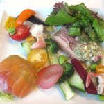 メゾン ドゥ アッシュ - (09/7昼)前菜：アボカドとサーモン、沖縄豚