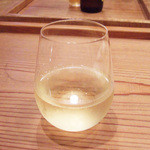 そばの実 一閑人 - グラス白ワイン(500円)