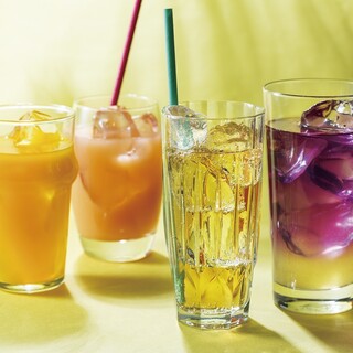 タイならではの彩りと味わいをプラスした、ドリンク＆デザート♪