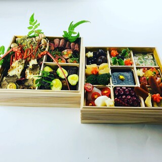 お節料理ご予約開始しました。