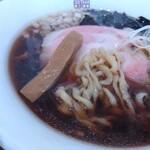 Chuukasoba Shikisokuzekuu - 麺はぁ〜残念ですがぁ私のぉ苦手なぁ手もみ麺！