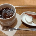 Cafe＆Meal Muji - コーヒーとミニチーズケーキ