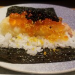 Tempura Azabu Yokota - いくら(塩漬け)、キャビア、からすみの豪華天むす