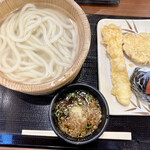 丸亀製麺 - 