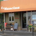 La Mancina - 昼の外観
