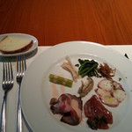 エノテカ・オルモ・デル・カウカソ - 前菜盛り合わせ