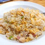 中華料理 東陽閣 - ニンニク炒飯680円