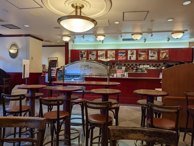 Cafe Veloce Shin Ochanomizu Ten photo 4