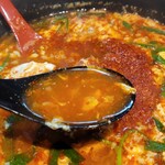 辛麺 華火 - 辛麺 大辛のスープ