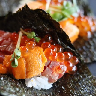 Hand-rolled Sushi made locally for local consumption◆We also do takeaway ◎