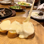 北海道シントク町 塚田農場 - チーズトースト