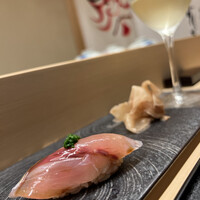 銀座すし嘉 はなれ - 真鯵の握り