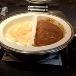 海のホテル島花 - 淡路産の玉ねぎとカレー