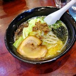 190836784 - 【2022.12.1(木)】とんこつキャベツのせラーメン(並盛・150g・太麺)770円