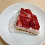 フロプレステージュ - カマンベールチーズケーキ　441円