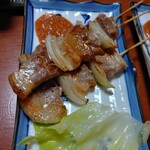 博多っ子 - 豚肉＆玉葱串。間違いないお味！味噌だれも相性抜群！