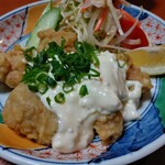 博多っ子 - こちらも名物！？今日のお店を教えてくださった方の大好物で、推し鶏南蛮。