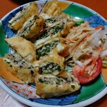 博多っ子 - 名物！なす餃子。これは他にはないメニューかな？初めて！絶妙なお味のタレに付けて