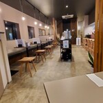 Menya Biton - 店内