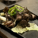 宮崎地鶏炭火焼 車 - 名物もも焼き