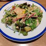 イタメシ＆ステーキ リフランド - ランチのサラダ