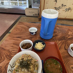 つつみ食堂 - カツ丼定食700円