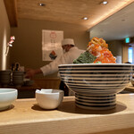 日本橋海鮮丼 つじ半 日本橋本店 - 