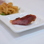 家全七福酒家 - 《燒味拼涼菜（やきものいりのさきづけ）》"蜜汁叉焼（みつがけつるしやきぶた）"