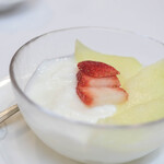 家全七福酒家 - 《當日甜品（このひのあまみ）》"杏仁豆腐（からもゝのさねどうふ）"