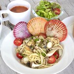 WILD BEACH - ヒオウギ貝と旬野菜のアーリオオーリオ