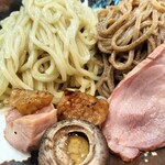 飯田商店 - 拡大